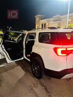 GMC Acadia